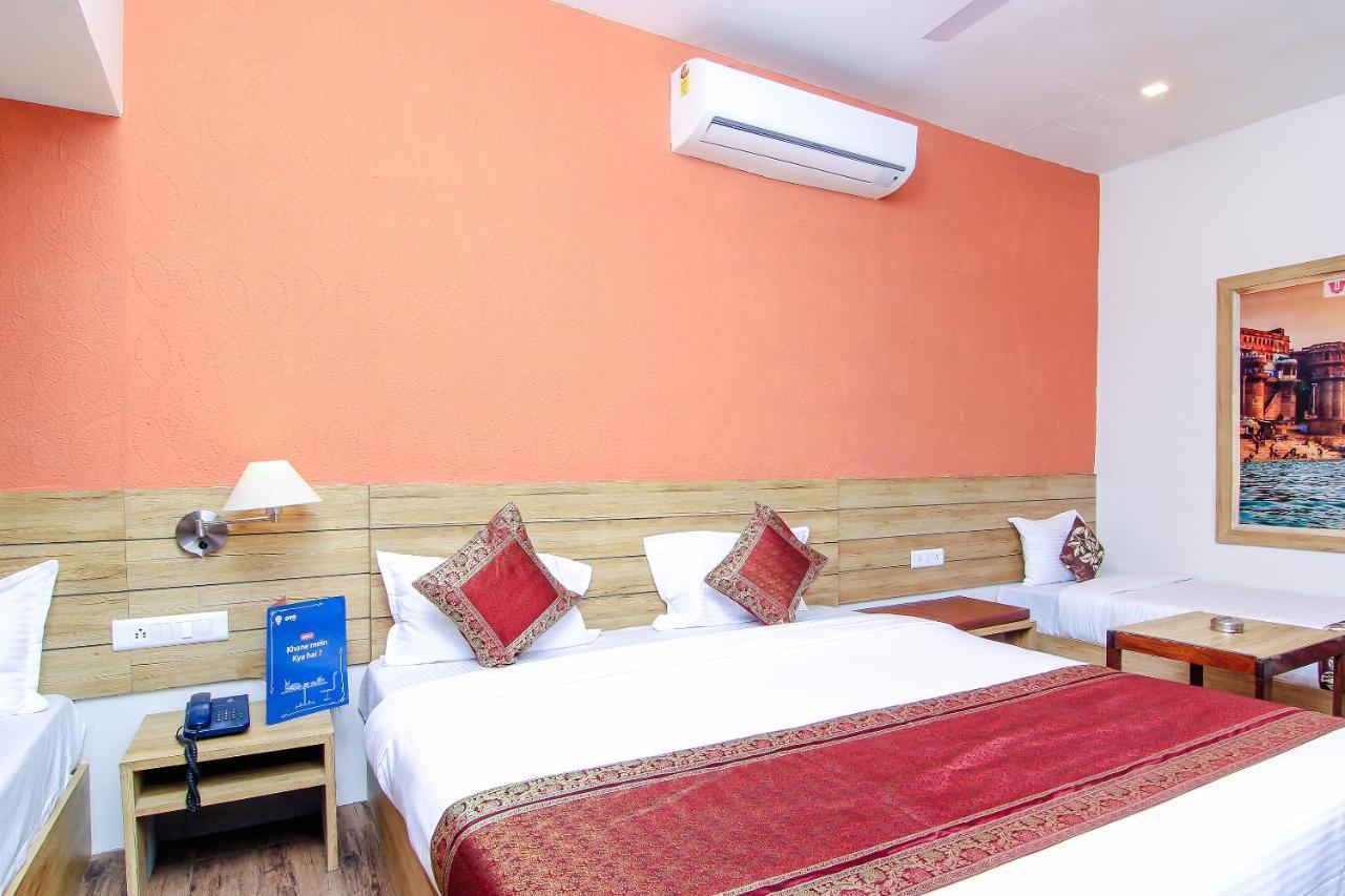 Hotel R B International Varanasi Exterior foto